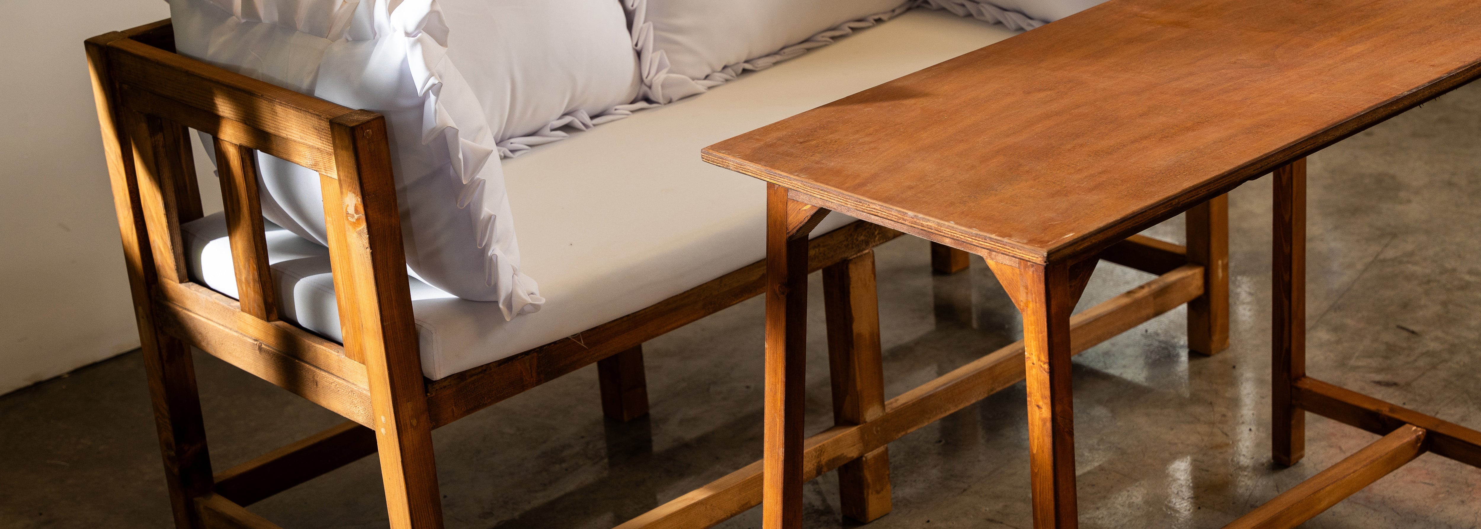 Cafe Tables